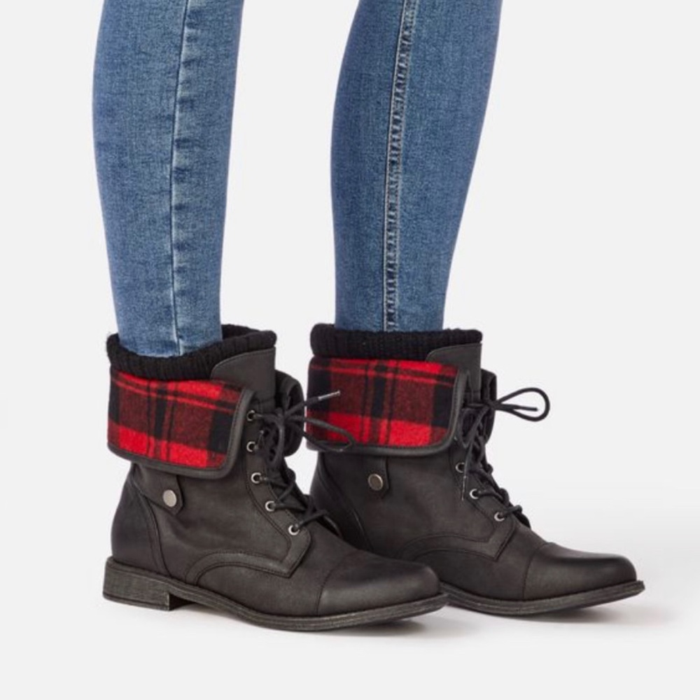Plaid boots